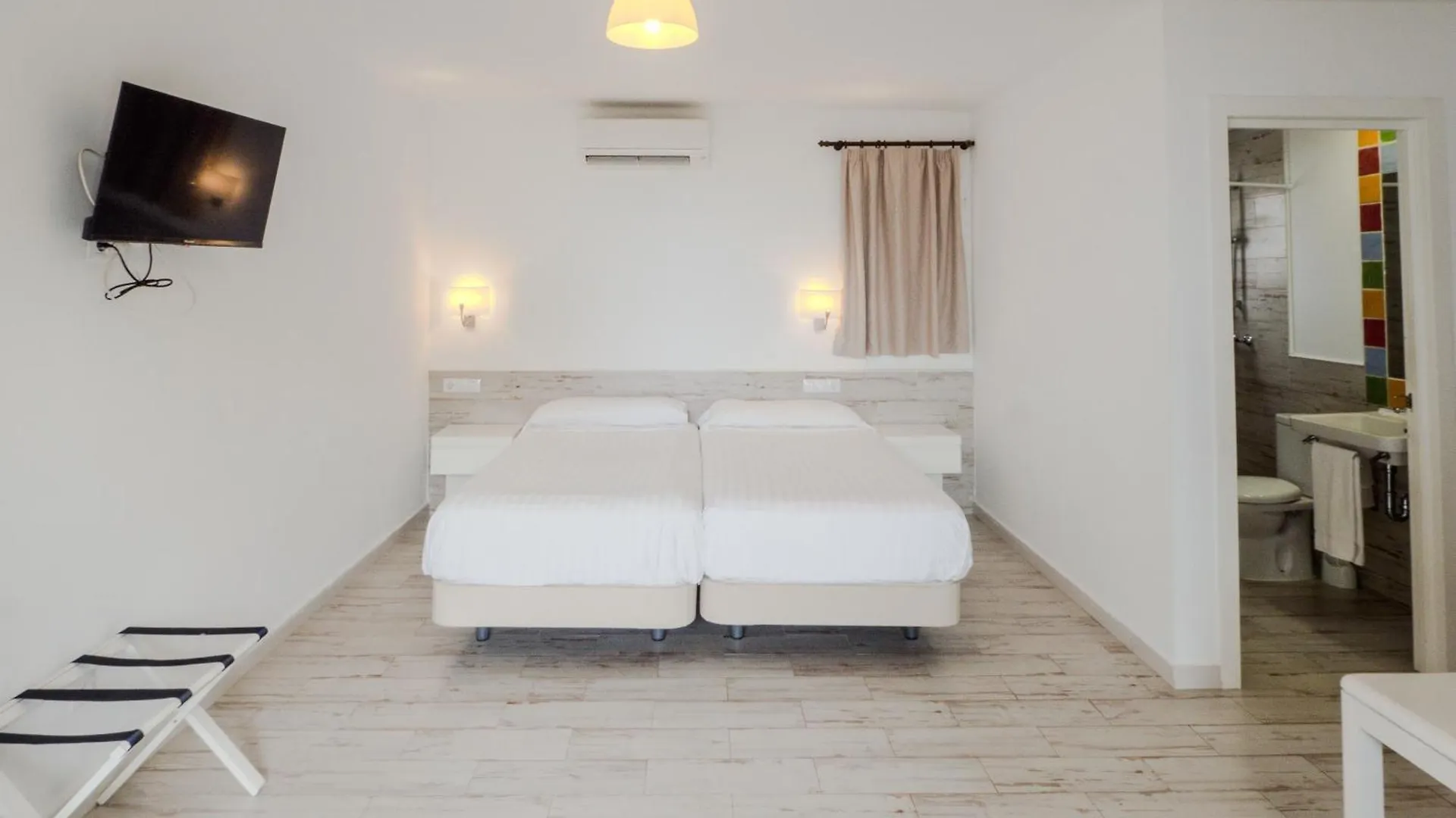 **  Sun Club El Dorado Hotel Cabo Regana  Spain